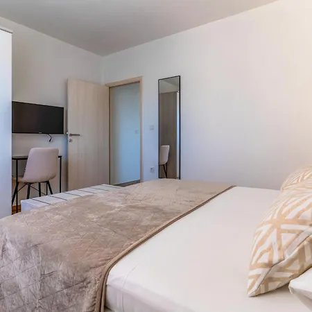 Mare-2 By Interhome Apartmán *